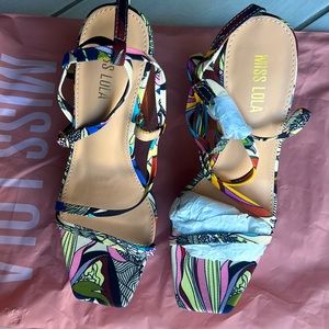 NEW Never worn Misslola chunky heels. Front strap is too tight recommend size 7